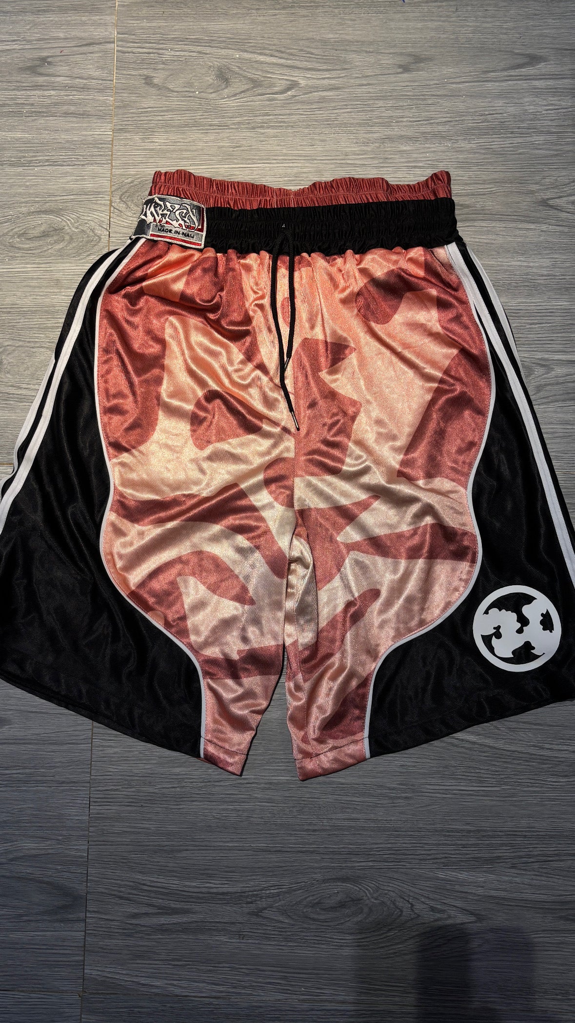 UNREGN BB SHORTS