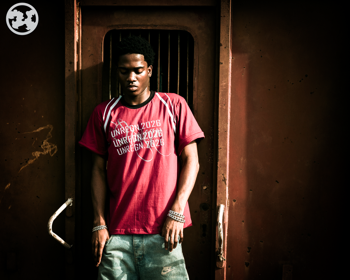 UNREGN ARCHIVE LONGSLEEVE TEE