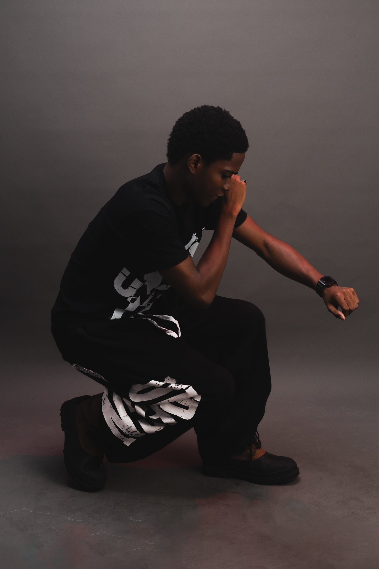 UNREGN I.D BLACK SWEATS